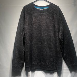 Under Armour sweat shirt